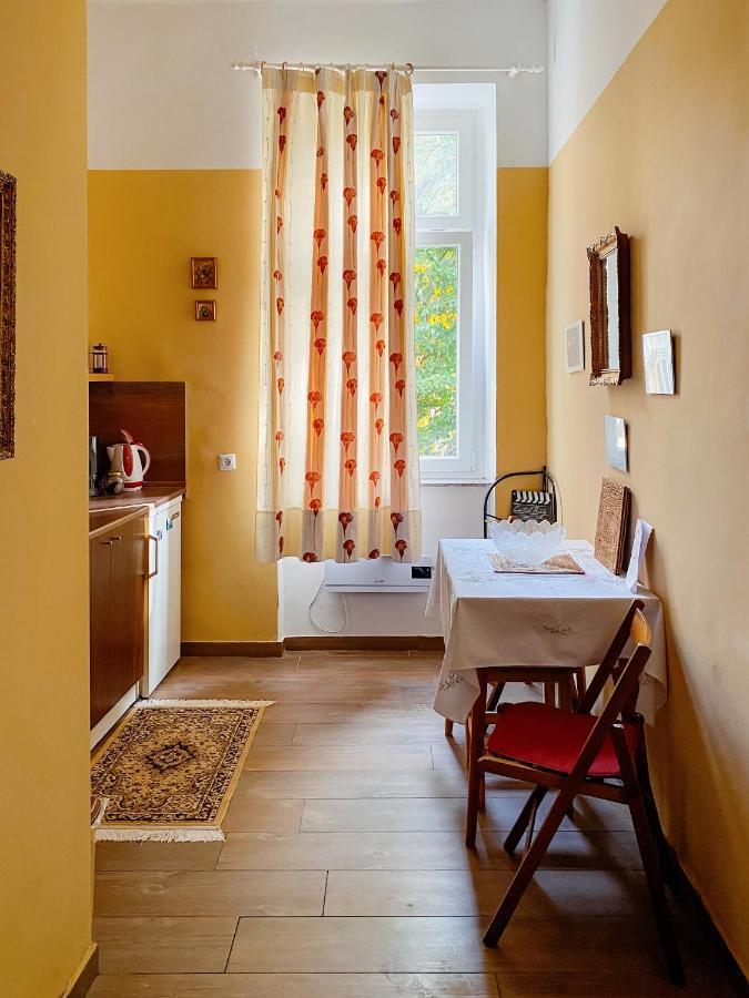 Morgan - Historijski Stari Grad Apartment
